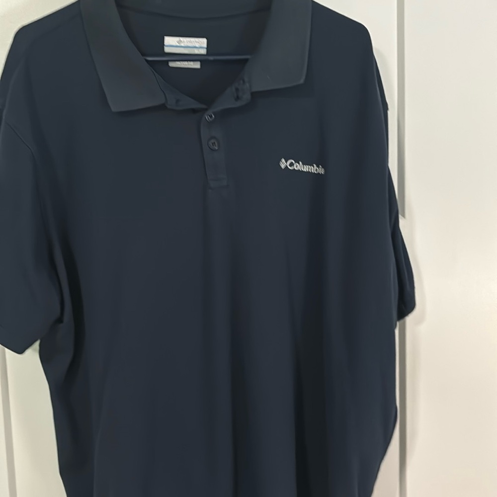 Columbia polo navy blue active fit XLsjirt sleeve